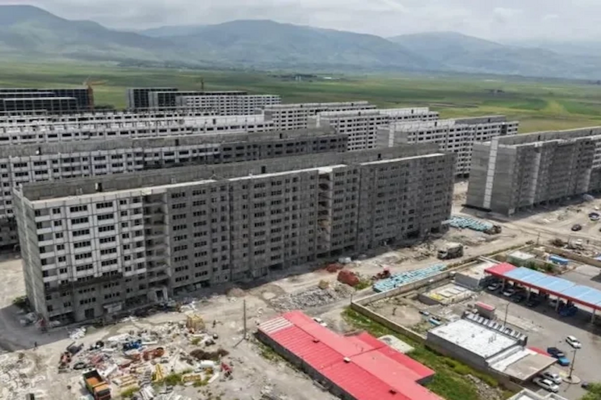 پیگیری وزیر راه و شهرسازی برای تأمین مالی پروژه‌های مسکن