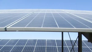 یک کارشناس انرژی: آلودگی هوا راندمان پنل‌های خورشیدی را کاهش می‌دهد