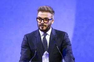 دیوید بکام رسما شوالیه شد