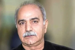 پرویز پرستویی راوی زندگی  احمد خیامی شد