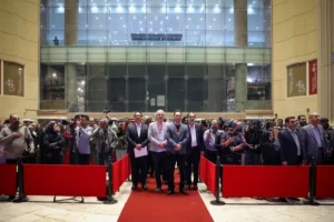 چهل‌وسومین جشنواره جهانی فیلم فجر آغاز شد