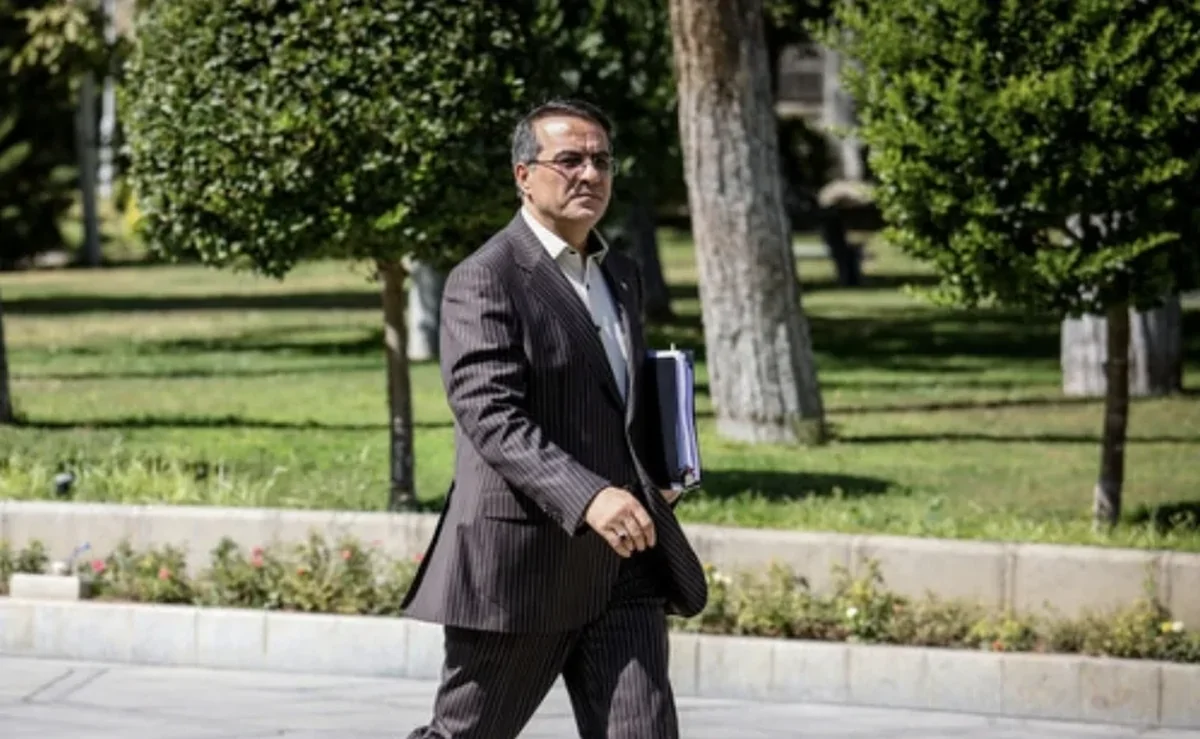 رفیع‌زاده: دولت نیروی دوشغله ندارد