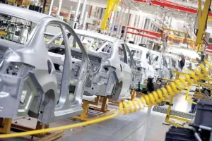 صنعت خودرو به سمت پروژه‌های مونتاژی رفته است
