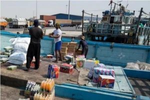 توقیف شناور حامل ۳۰ هزار لیتر سوخت قاچاق در آب‌های خلیج فارس