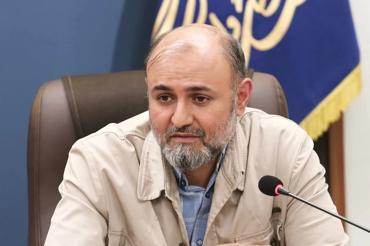 میثم نیلی خطاب به سکینه پاد: روایت شما از دیدگاه‌های رئیسی نادرست است