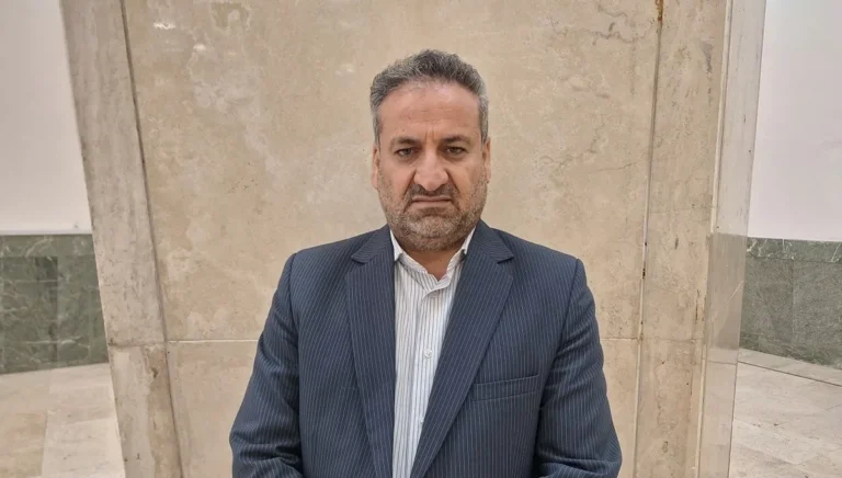 فولادسازان محصولات خود را با قیمت بورسی، دلاری و جهانی می‌فروشند