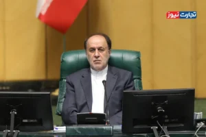 دولت باید یک گزارش تلویزیونی از عملکرد بانک مرکزی و شرایط بازار ارز به مردم ارائه دهد