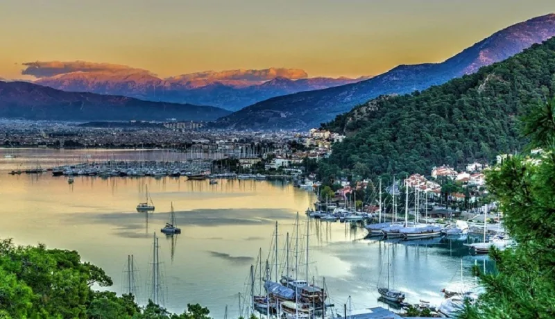 آب و هوای مارماریس در بهار