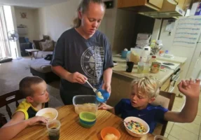 آمریکایی‌ها معتقدند وضعیت معیشت آن‌ها رو به وخامت است