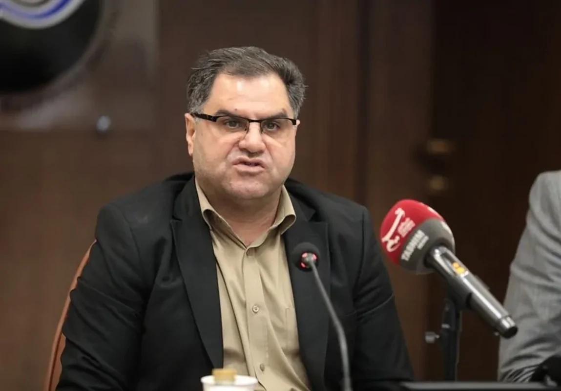 چند هزار خانوار در پهنه‌های در معرض خطر کشور سکونت دارند؟