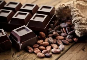 شکلات تلخ سرعت پیری را کاهش می‌دهد