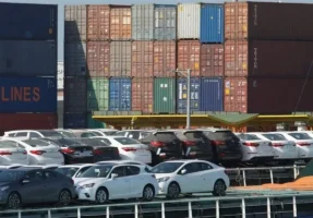 تعرفه گمرکی خودروهای هیبریدی و بنزینی کاهش یافت