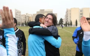 حضور مدافع باتجربه استقلال در تمرینات آبی‌ها حاضر شد