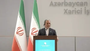 عراقچی: سوءتفاهم‌هایی ما و باکو باید با گفت‌وگو حل‌ شود