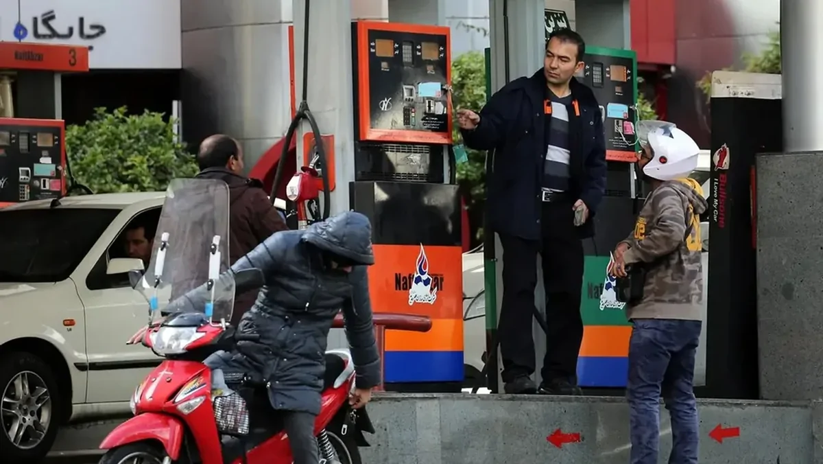 سهمی بنزین ۱۵۰۰ تومانی فقط ۶ ماه قابل ذخیره است