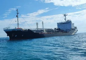 جزئیات توقیف نفتکش خارجی حامل ۴ میلیون لیتر سوخت قاچاق