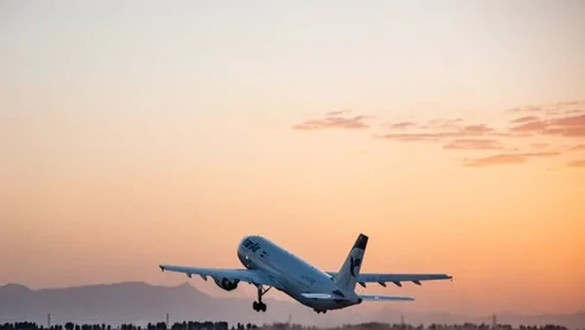 توسعه ارتباطات هوایی ایران – عمان موجب رونق اقتصاد و گردشگری می‌شود