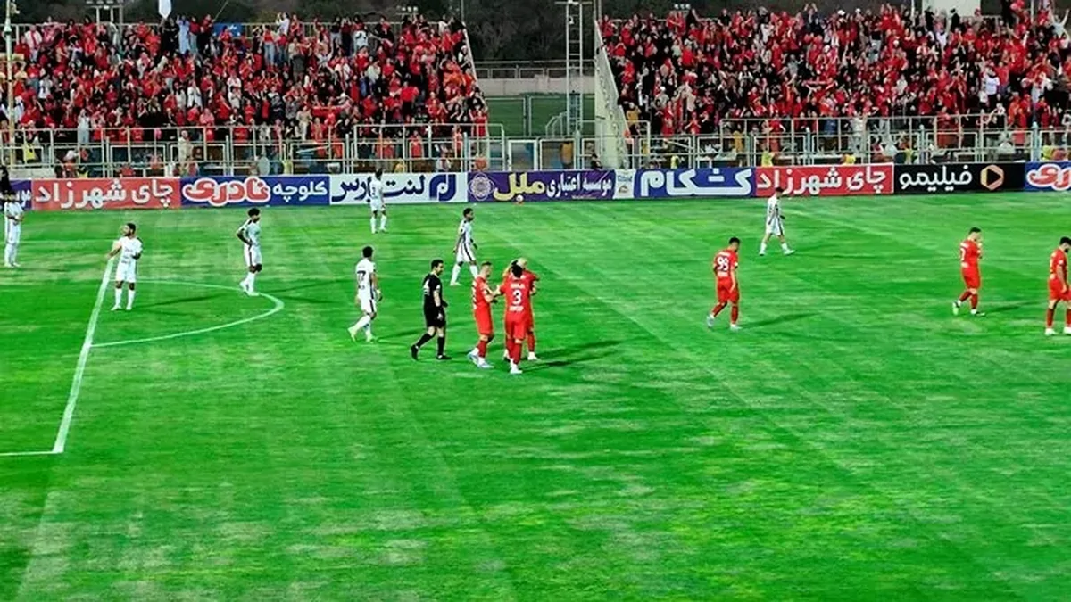 تایید محرومیت یک جلسه ای هواداران تراکتور