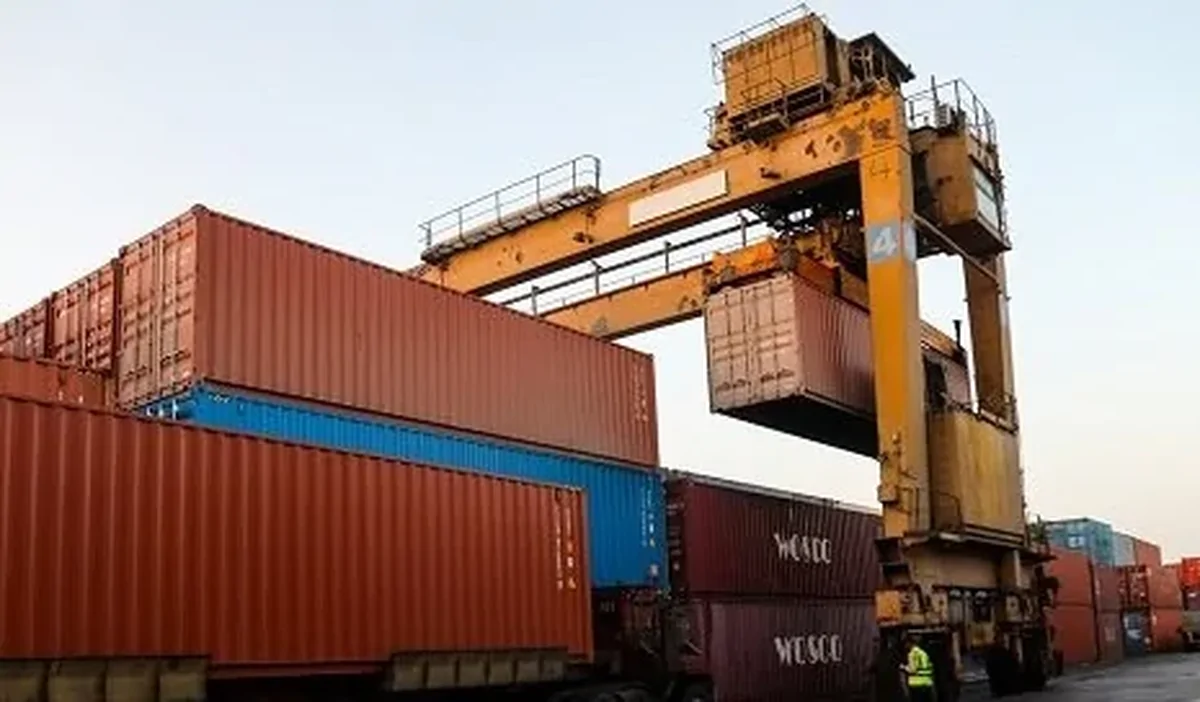 تمدید مصوبه ترخیص ۹۰ درصدی کالاها تا پایان بهمن ۱۴۰۴