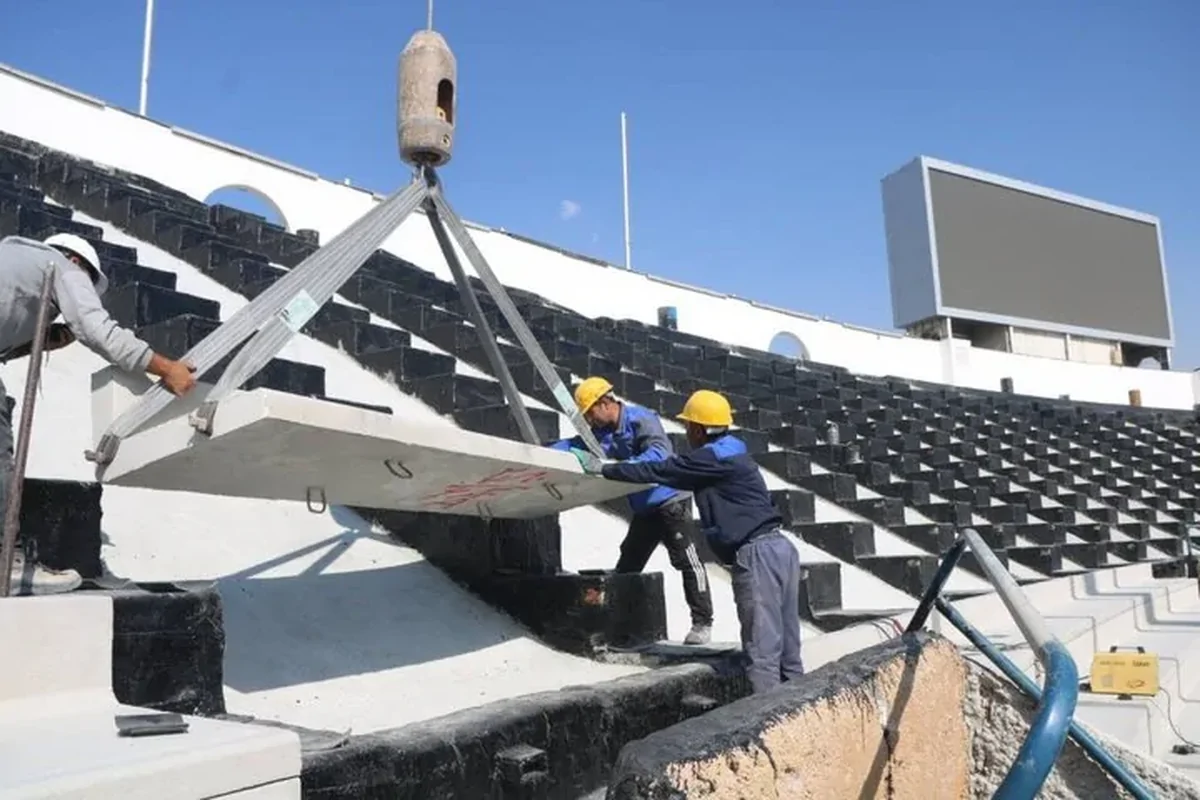 آخرین جزئیات از وضعیت بازسازی ورزشگاه آزادی