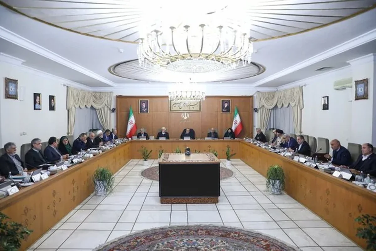 پزشکیان: بهبود معیشت مردم باید بر همه بخش‌ها تقدم داشته باشد