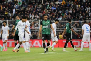 باشگاه خیبر از داور بازی با استقلال شکایت کرد