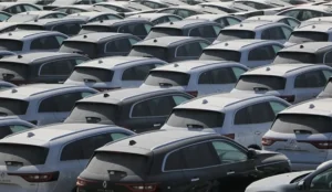 یک تعرفه‌گذاری پرحاشیه برای واردات خودرو!