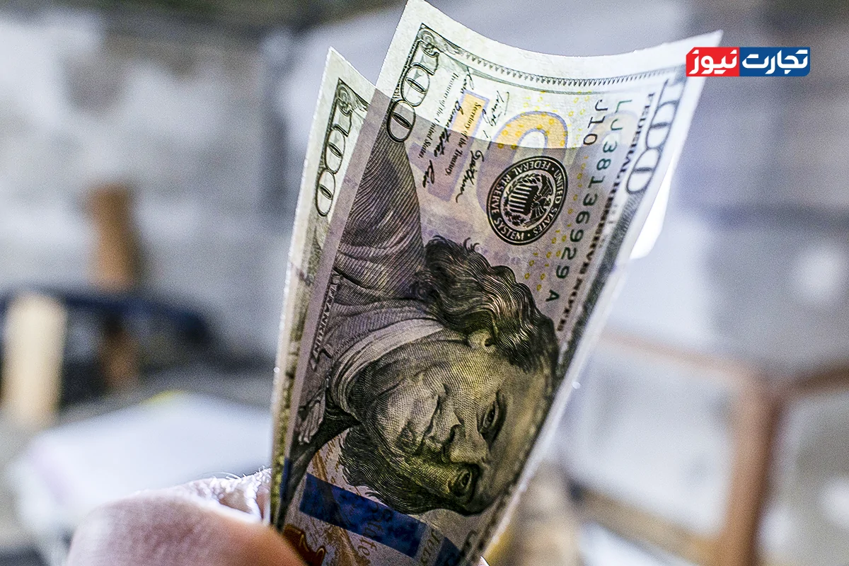 پیش‌ بینی قیمت دلار سه‌ شنبه ۹ دی ۱۴۰۴ / شوک تغییر رئیس بانک مرکزی، دلار را زمین‌گیر کرد