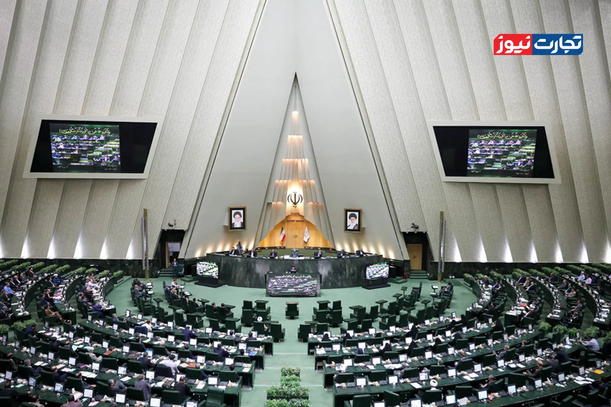 تنش در صحن غیرعلنی مجلس / سخنگوی هیات رئیسه: آرام یا ناآرام، هدف حل مشکلات کشور است