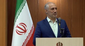 رئیس سازمان برنامه و بودجه: روند بازسازی مناطق آسیب‌دیده در حال پیگیری است