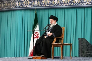 شهدای غریب اسارت گوشه‌ای از مظلومیت ملّت ایران در دفاع مقدس هستند