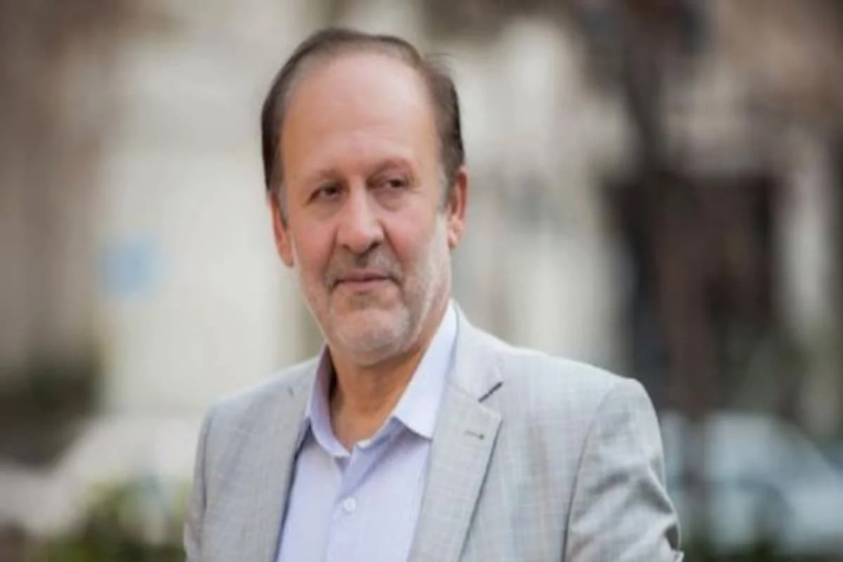 ظریف باید به‌عنوان نماینده پزشکیان به تیم مذاکره با آمریکا افزوده شود
