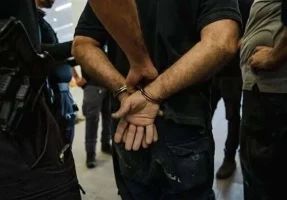 پایان تجارت سلاح در بازار تهران؛ کارگر قلابی قاچاقچی بود