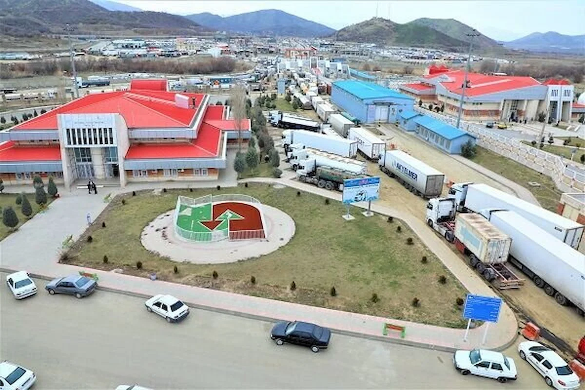 مرزهای شهرستان