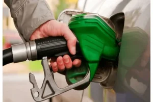امکان سوخت گیری تا ۴۵ لیتر بنزین با کارت شخصی