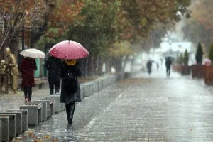 بارش پراکنده در شهر‌های شمالی کشور