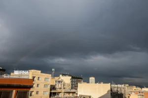 رگبار باران و رعد و برق در ارتفاعات البرز مرکزی