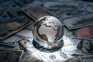 توافق آمریکا و ایران ریسک‌های اقتصاد جهانی را کاهش نمی‌دهد