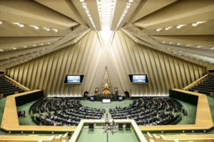 تجمع برنامه‌ریزی شده تعدادی از نمایندگان مقابل مجلس لغو شد