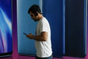 بازار موبایل روی دور گرانی