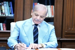 نخست وزیر پاکستان، به عنوان میانجی، یادداشت تفاهم اسلام آباد را امضا کرد