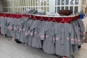 چه کسانی لباس فرم دانش‌آموزی را  قیمت‌گذاری می‌کنند؟