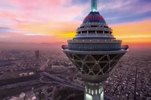 برج میلاد تاسوعا و عاشورا تعطیل است