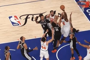 توپ معروف فینال NBA در آستانه فروش ۳ میلیون دلاری