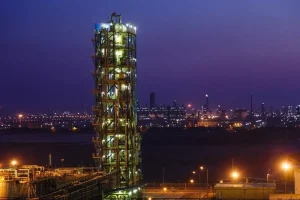 آخرین وضعیت کارگران پتروشیمی‌های ماهشهر/ شیفت شب هم فعال است