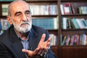 خط و نشان حسین شریعتمداری برای قالیباف و عراقچی: چرا بر سر باز کردن تنگه هرمز تفاهم کردید؟ چرا غرامت نگرفتید؟ زمینه را برای جنایت بعدی آماده کردید