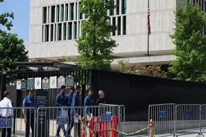 فیفا باز هم مقابل آمریکا عقب نشست / پرواز چارتر زودتر کنسل شد!