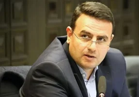 تأمین مالی ۱۹۷ همت برای تولید/ تأمین مالی غیر تورمی در دستور کار بانک مرکزی