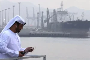کاهش قیمت نفت امارات به 101 دلار