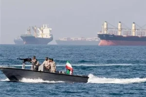 المیادین: مدیریت هرمز با اراده ایران است نه توییت‌های ترامپ